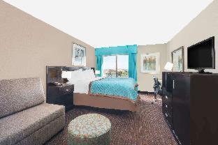 Hotel Wyndham Garden 2*