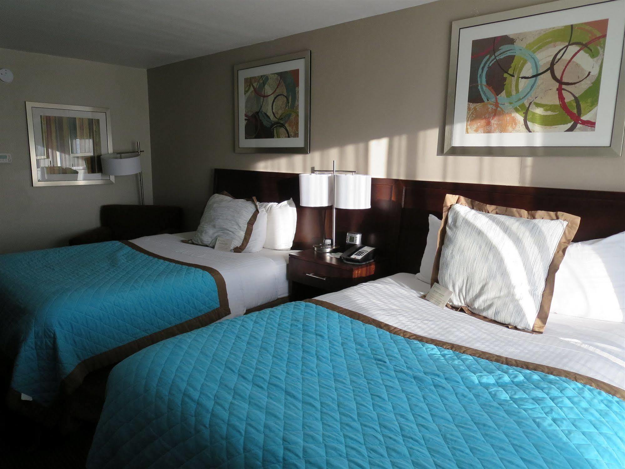 Hotel Wyndham Garden 2*