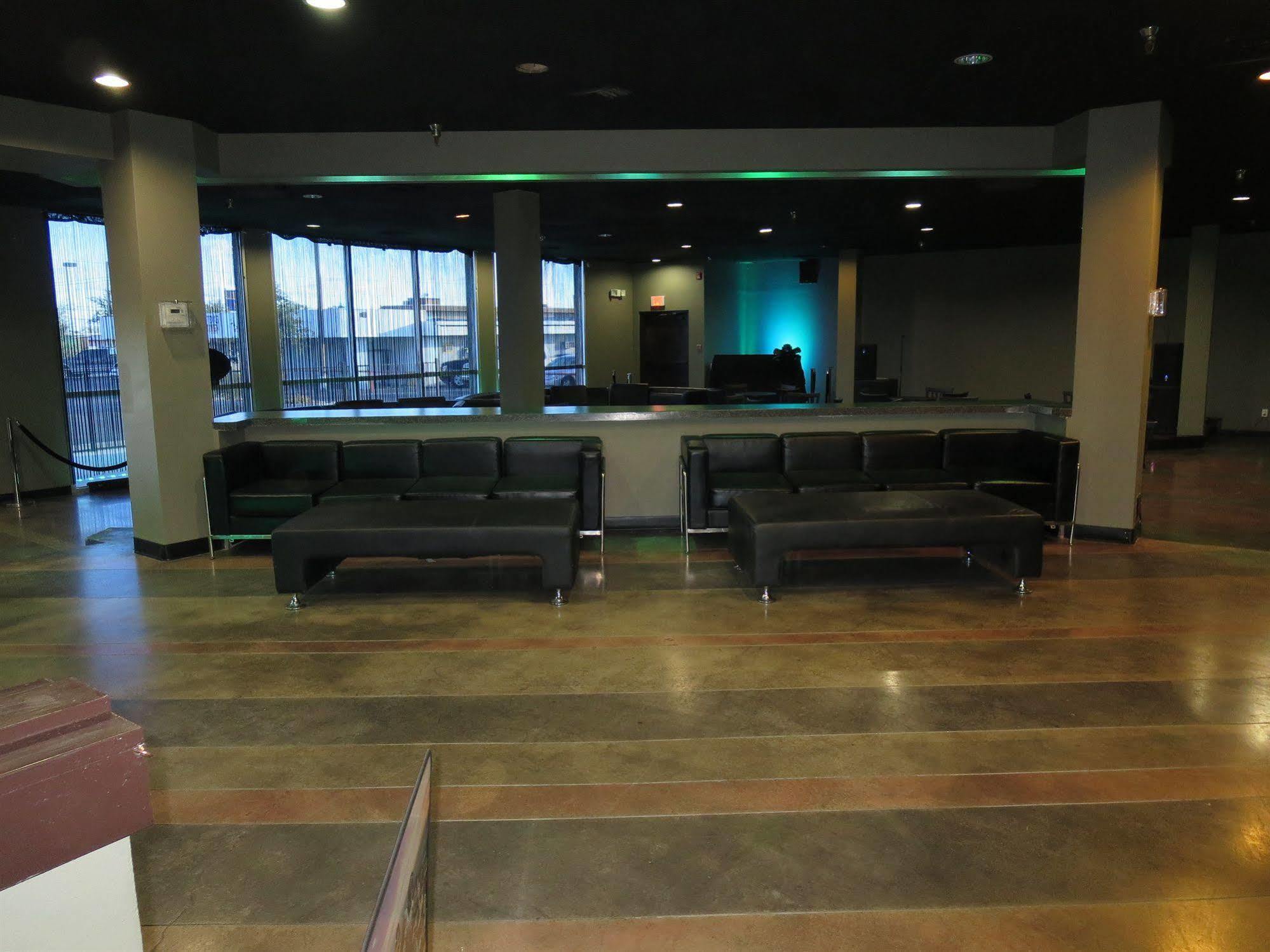 Wyndham Garden Hotel
